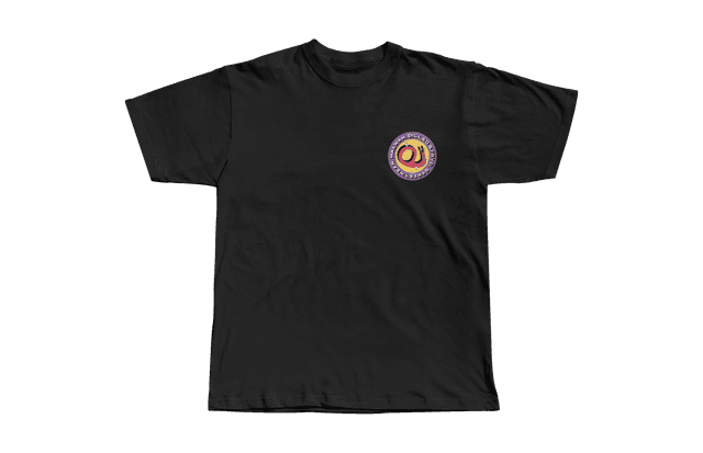 Sticker Chest - Black - T Shirt